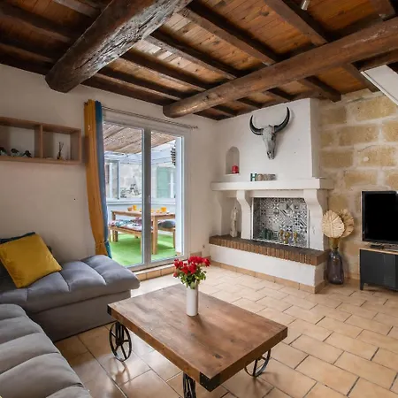 別荘 Maison Familiale A 2 Min A Pied De L'institut A Armand Calme Jeux Babyfoot Jacuzzi Proche